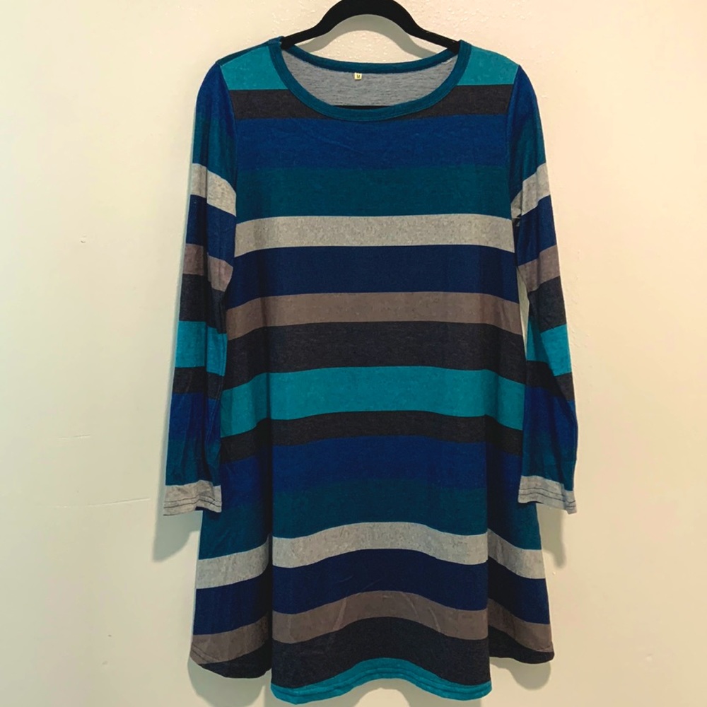 Blue striped dress M